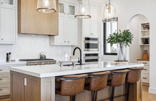 St. George House | Break Point: Private Pool, Lagoon + Beaches + Fall Break Availability