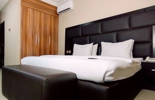 Uyo Hotel | Breakfort Hotel and Suites