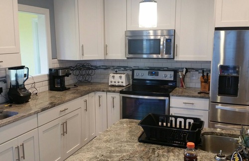 North Topsail Beach House | Breathtaking Home: Wifi, Kayaks, & More!
