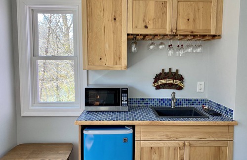 Dahlonega House | Breathtaking view on the Chestatee River, riverside fire pit, and pet friendly