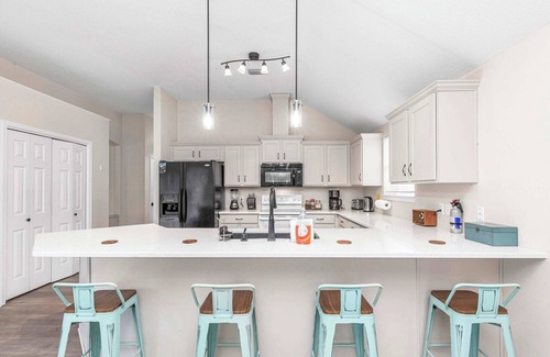 Navarre House | Breeze: Arcade, Pool Table, Near Navarre Beach