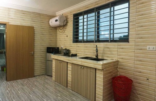 Nungua Apartment | Breezy Mountain View