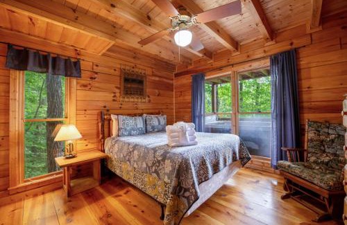 Blue Ridge Villa | Breezy Mountain View - Hot Tub Pet-Friendly Views