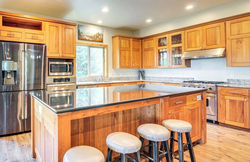 Brian Head Cottage | Brian Head Cabin < 1 Mi to Resort: Ski + Mtn Bike