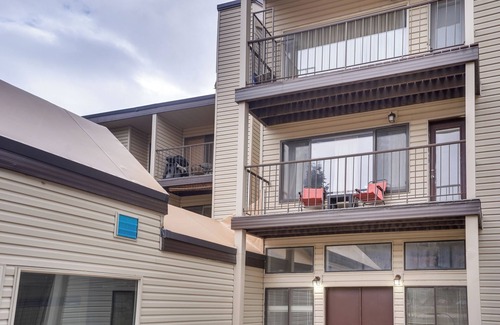 Brian Head Apartment | Brian Head Studio Condo w/Balcony + Mountain View