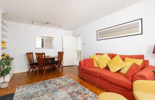 St. Pancras Apartment | Bright 1BR Bloomsbury Flat by King's Cross