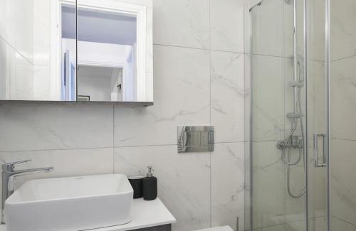 Mousio Apartment | Bright Apt-Archeological Museum