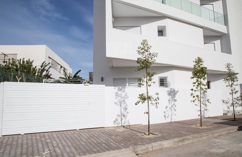 Sidi Daoud Apartment | Bright apt w/breakfast 5mn from Carthage&SidiBou