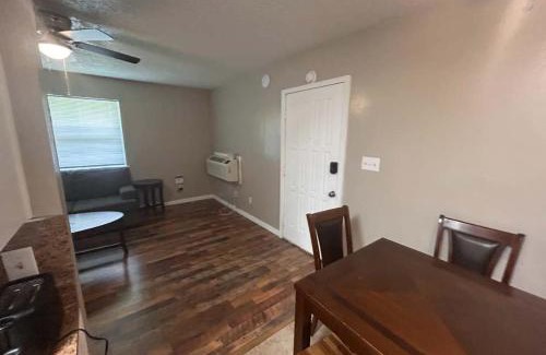 Lawton Apartment | Bright & Cozy 1BR Apartment by Fort Sill