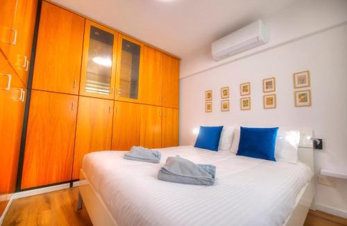 Il-Balluta Apartment | Bright & cozy 3bedrooms with stunning views DLAP1-1