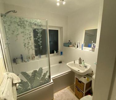 Blackheath House | Bright Double Room near Lewisham Station
