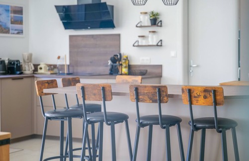 Chateau-d'Olonne Ski Chalet | Bright House with Veranda & Garden – Perfect for Your Holidays in Les Sables!