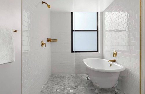 Downtown Seattle Hotel | Bright King Room with Floor-to-Ceiling Views in Seattle's Belltown!