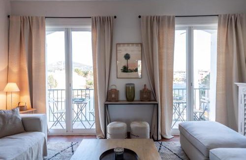 Port Grimaud Apartment | Bright nest with balcony and view on the port