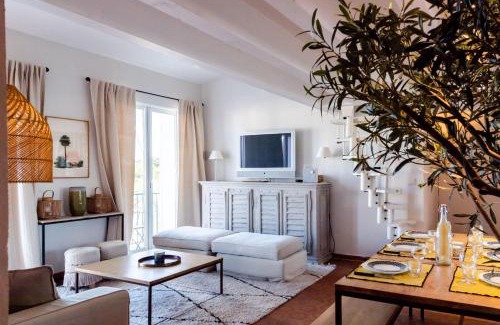 Port Grimaud Apartment | Bright nest with balcony and view on the port