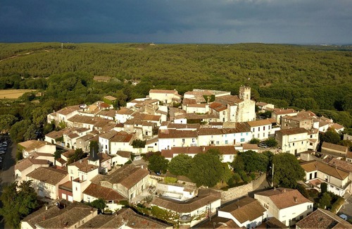 Montferrier-sur-Lez Villa | Bright, quiet villa with large pool