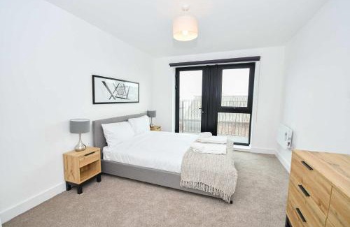Vauxhall Apartment | Bright & Spacious 2 Bed Apartment in Liverpool