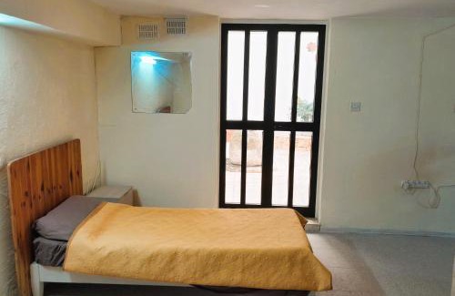 Tal-Ibrag House | Bright & Spacious Private Room, Bathroom & Terrace in Swieqi, Prime Location!