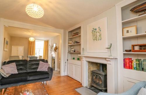 West Bay House | Brock Cottage