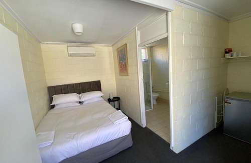 Boulder Hotel | Broken Hill Hotel