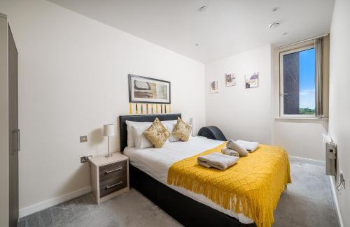 London Borough of Bromley Apartment | Bromley Station