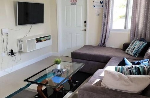 Lucea House | Brooks Bungalow JA