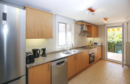 Cambrils Ski Chalet | BRUSELAS 2 Terraced House