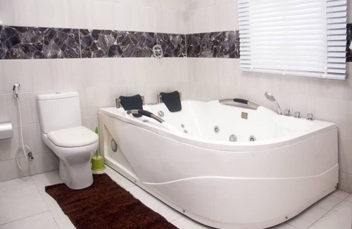 Lekki Phase 1 Hotel | BTT Homes