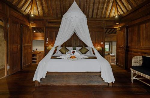 Kutuh Kaja Villa | Bubu Mesari Ubud Villa