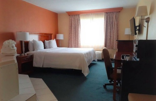 Columbus Hotel | Buckeye Inn Express