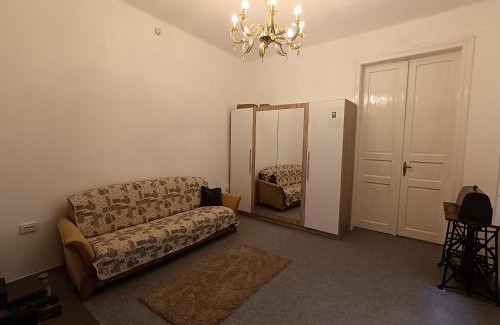 Erzsebetfalva Apartment | Budapest Airport Rom Apartman
