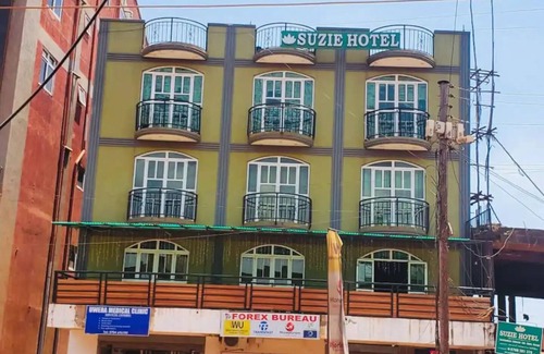 Kampala Apartment | Budget Twin Room - Suzie hoteln