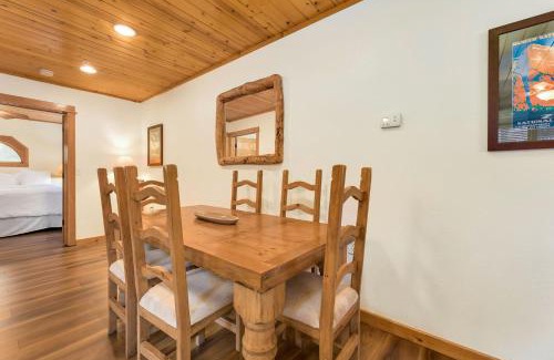 Fall River Estates Apartment | Bugle Pointe B20 by Estes Park Condos