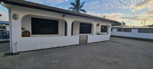 Nadi House | Bula Holiday Inn
