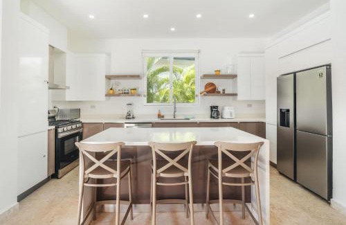 Punta Cana House | Bungallow with 3BR pool and bbq in Green Village