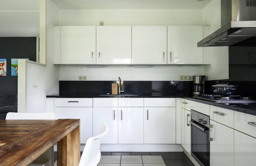 Eernewoude House | Bungalowpark It Wiid by Interhome