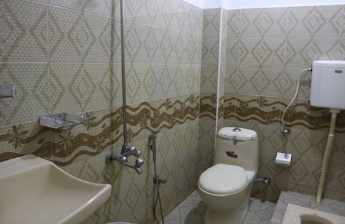 Miandam Hotel | Burj Ul Bahrain