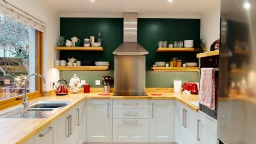 Aviemore House | Burnside Pines