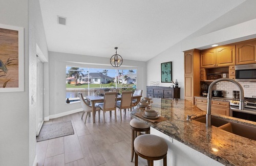 Burnt Store Isles House | Burnt Store Isles 3 Bedroom Saltwater Pool Den Canal