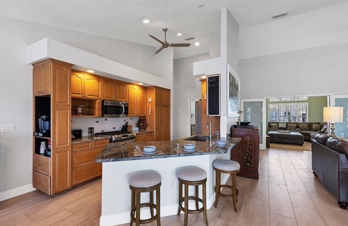 Burnt Store Isles House | Burnt Store Isles 3 Bedroom Saltwater Pool Den Canal
