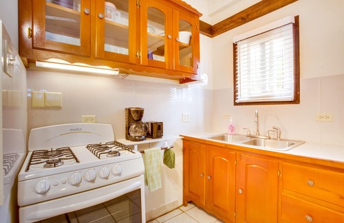 Hopkins House | Buttonwood Belize