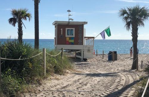 Hallandale Beach Apartment | Bwalk Resort Rentals