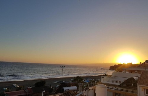Rincon de la Victoria Apartment | Céntrico ático junto al mar
