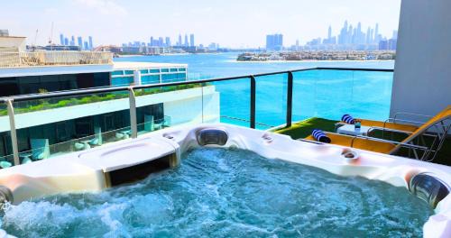 Palm Jumeirah Resort | C Central Hotel and Resort The Palm