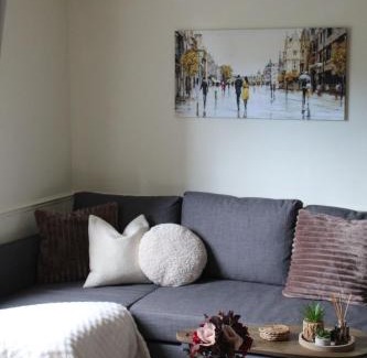 East Wickham Apartment | C&S Luxe - Work & Explore - London, Greenwich, 02 arena, Nature views, Free Parking & Park retreat perfect for Long stays