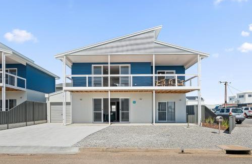 Aldinga Beach House | C-Views - Aldinga Beach - C21 SouthCoast Holidays