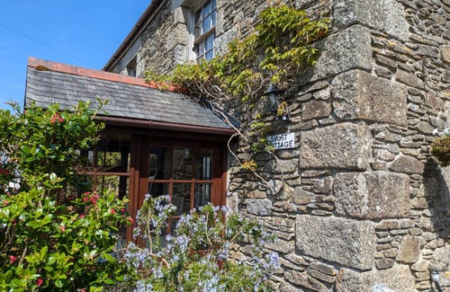 St. Martin Cottage | Cabin ∙ 2 bedrooms ∙ 4 guests