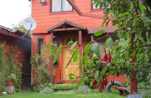 Neltume House | CABAÑA EN CALLE LOS COIGUES Neltume huilo huilo Chile