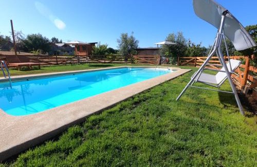 Ranquil Cabin | Cabaña Refugio Magenta con tinaja caliente incluida