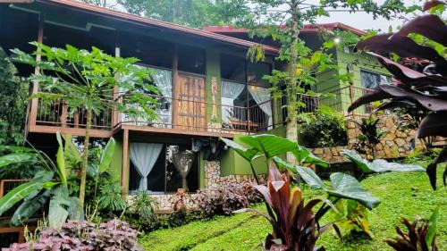 Penas Blancas House | Cabañas Caeli, El Congo, La Fortuna Rainforest Glass Cabin w Suite